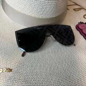 Fendi Large Gray Signature Sunglasses w/ Silver Details, “FFM0093/S”, NWT!